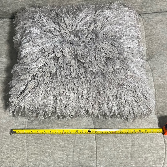 SAFAVIEH Two Large Gray Shag Metallic Silver Decorative Throw Pillows - Picture 14 of 17